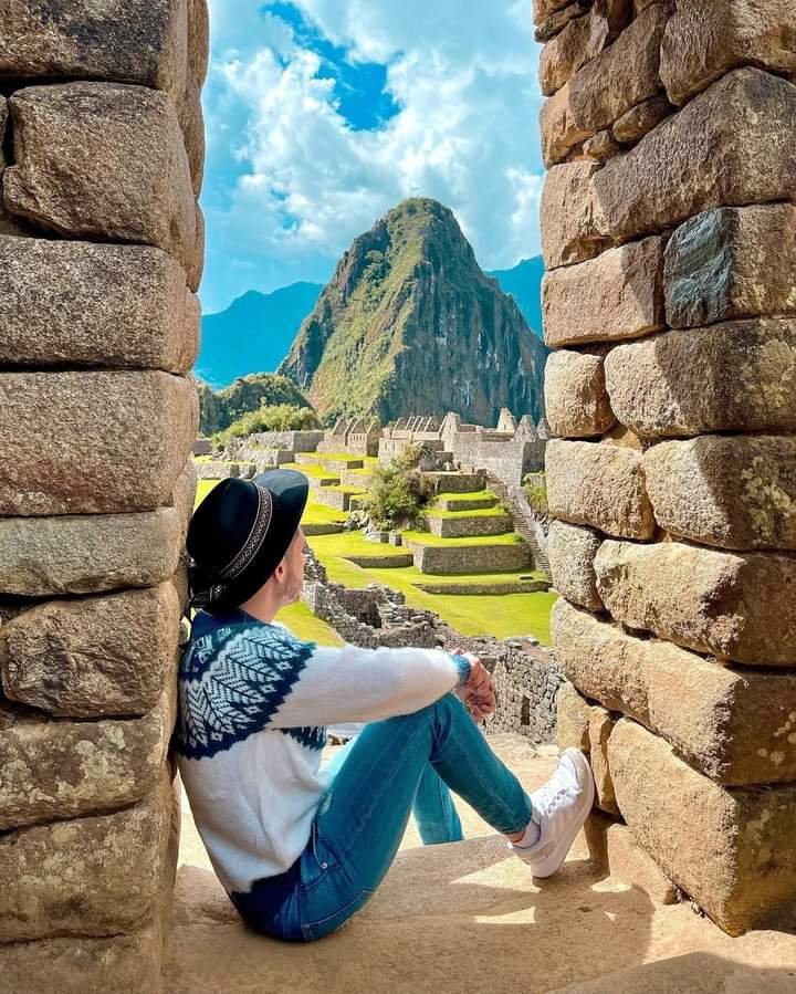 Sacred Valley Tour & Rainbow Mountain