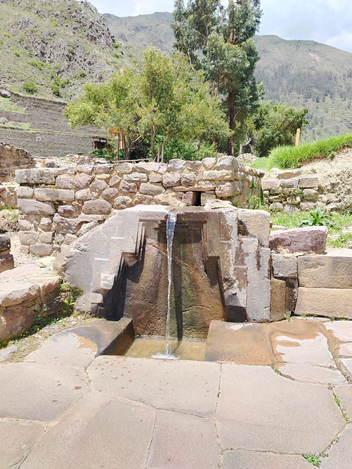 Sacred Valley Tour & Rainbow Mountain